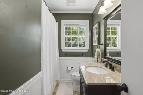 Bath - 3977 Nassau St, Jackson, MS 39216 photo 1 of 3