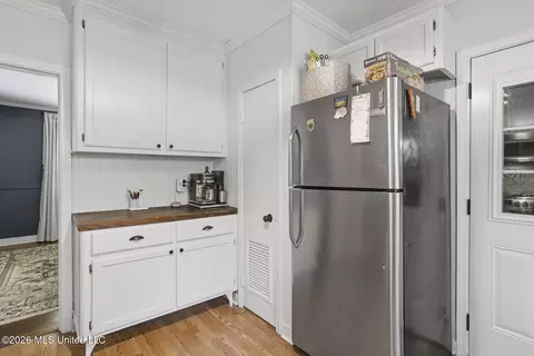 Kitchen - 3977 Nassau St, Jackson, MS 39216 photo 5 of 5