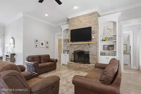 Living - 170 Browning Rd, Flora, MS 39071 photo 1 of 1