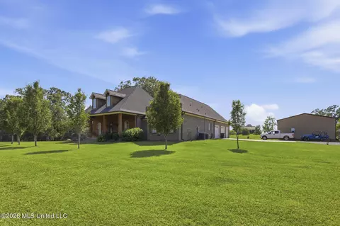 Exterior - 170 Browning Rd, Flora, MS 39071 photo 4 of 15