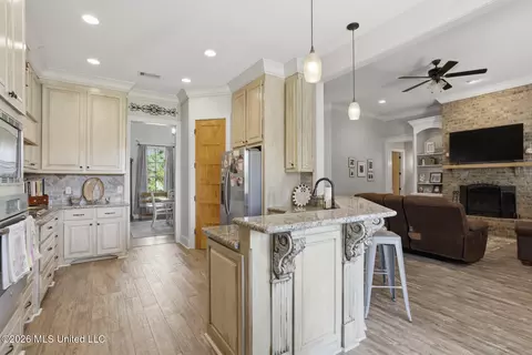 Kitchen - 170 Browning Rd, Flora, MS 39071 photo 1 of 4