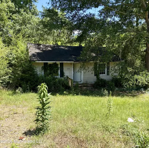 2938 La Salle St, Jackson, MS 39212