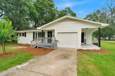 319 Ford Dr, Petal, MS 39465