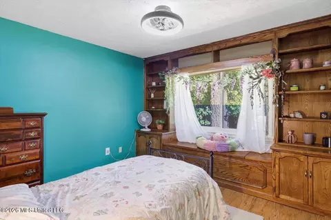 Bedroom - 63 Willowbrook Ln, Brandon, MS 39042 photo 4 of 5