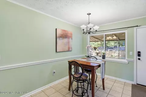 Dining - 63 Willowbrook Ln, Brandon, MS 39042 photo 1 of 2