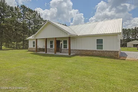 Exterior - 52 Jeslan Trl, Lumberton, MS 39455 photo 2 of 4