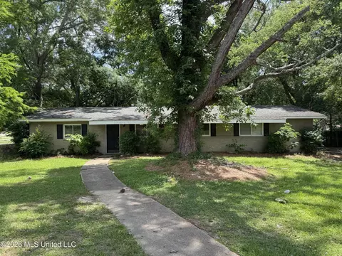 106 Melrose Dr, Jackson, MS 39211