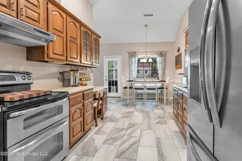 Entry Way - 8574 Bell Brook Dr, Olive Branch, MS 38654 photo 1 of 1