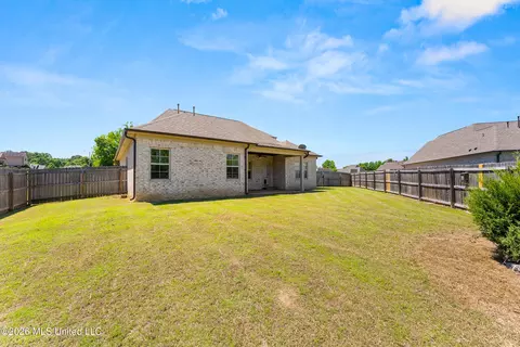 Exterior - 726 Benton Dr, Nesbit, MS 38651 photo 5 of 5
