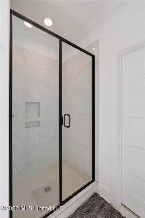 Bath - 119 Herons Bay Cir, Madison, MS 39110 photo 2 of 3