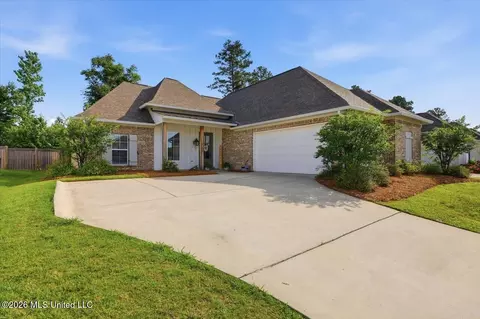 119 Herons Bay Cir, Madison, MS 39110