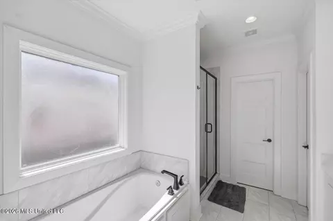 Bath - 119 Herons Bay Cir, Madison, MS 39110 photo 1 of 3
