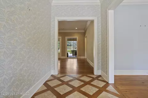 Entry Way - 2526 Honeysuckle Ln, Jackson, MS 39211 photo 1 of 5