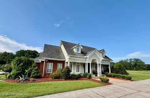 95 Pearlview Cir, Monticello, MS 39654