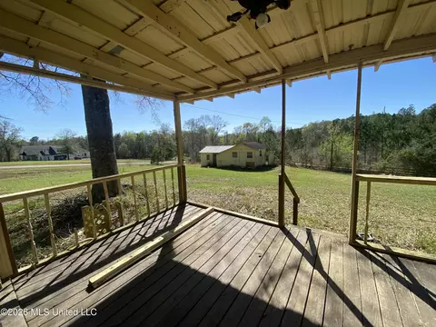 Exterior - 176 Hancock Rd, Lucedale, MS 39452 photo 8 of 17