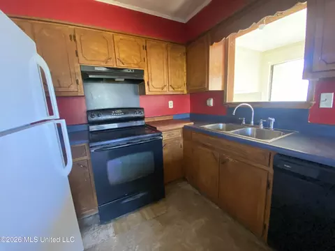 Kitchen - 176 Hancock Rd, Lucedale, MS 39452 photo 1 of 3