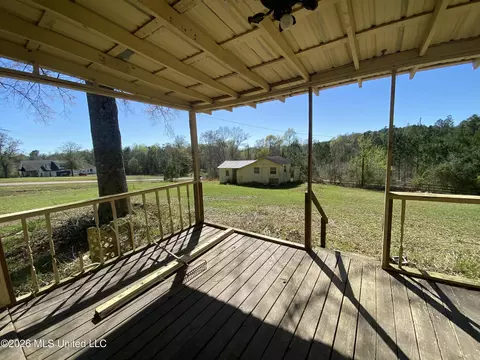 Exterior - 176 Hancock Rd, Lucedale, MS 39452 photo 2 of 17
