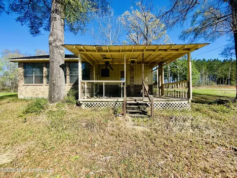Exterior - 176 Hancock Rd, Lucedale, MS 39452 photo 6 of 17