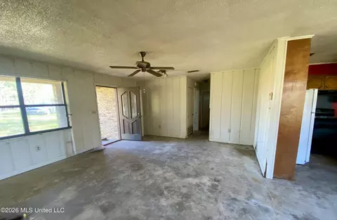 Living - 176 Hancock Rd, Lucedale, MS 39452 photo 1 of 4