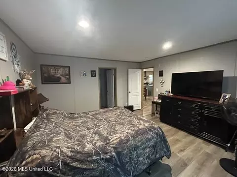 Bedroom - 2096 Swilley Rd, Wesson, MS 39191 photo 2 of 10