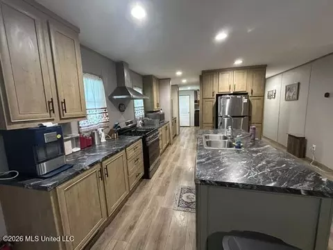 Kitchen - 2096 Swilley Rd, Wesson, MS 39191 photo 2 of 5