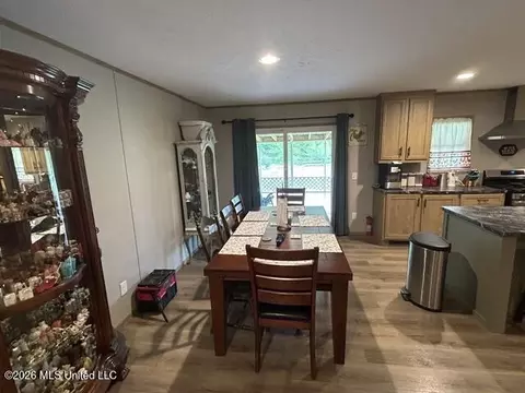 Dining - 2096 Swilley Rd, Wesson, MS 39191 photo 1 of 2