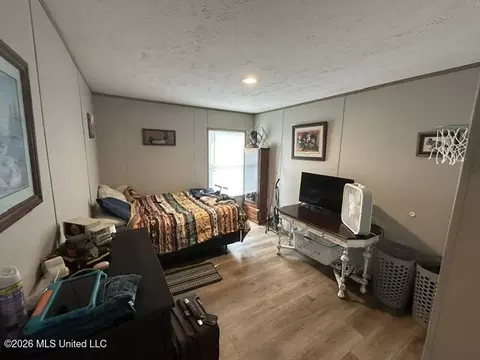 Bedroom - 2096 Swilley Rd, Wesson, MS 39191 photo 3 of 10