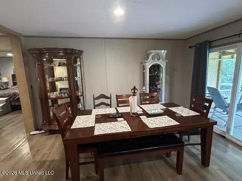 Dining - 2096 Swilley Rd, Wesson, MS 39191 photo 2 of 2