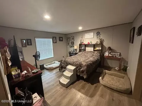 Bedroom - 2096 Swilley Rd, Wesson, MS 39191 photo 1 of 10