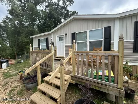 Exterior - 2096 Swilley Rd, Wesson, MS 39191 photo 1 of 22