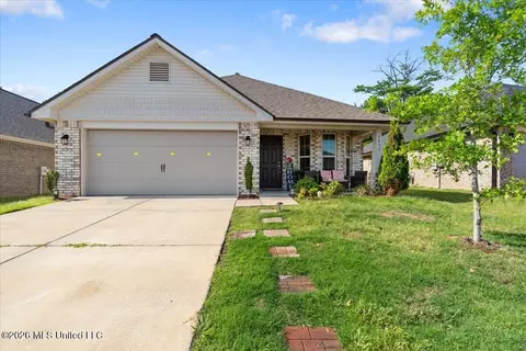 7811 Ferndale Dr, Olive Branch, MS 38654