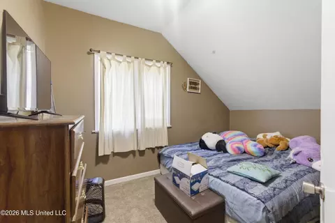 Bedroom - 1152 E Robb St #E, Summit, MS 39666 photo 6 of 6