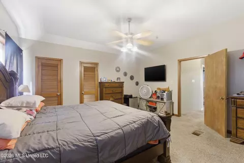 Bedroom - 1152 E Robb St #E, Summit, MS 39666 photo 4 of 6