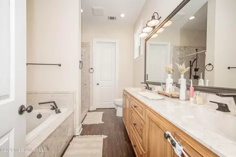 Bath - 2000 River Bluffs Dr, Vancleave, MS 39565 photo 5 of 8