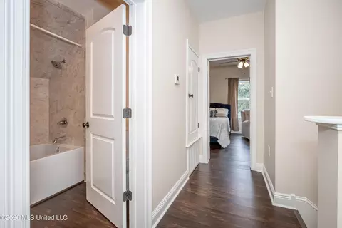 Entry Way - 2000 River Bluffs Dr, Vancleave, MS 39565 photo 5 of 5