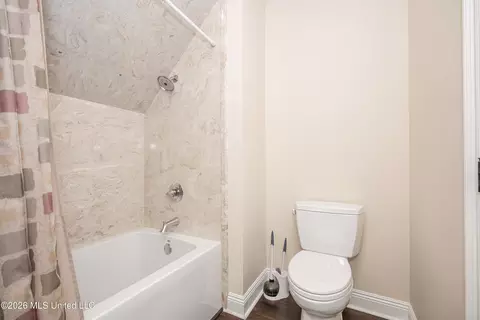 Bath - 2000 River Bluffs Dr, Vancleave, MS 39565 photo 8 of 8