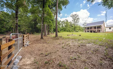 Exterior - 2000 River Bluffs Dr, Vancleave, MS 39565 photo 15 of 19