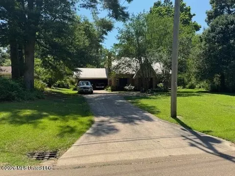 770 Highland Dr, Yazoo City, MS 39194