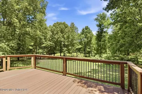 Exterior - 1090 Cedar Hill Rd, Madison, MS 39110 photo 2 of 5