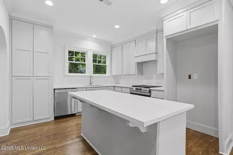 Kitchen - 820 Fairview St, Jackson, MS 39202 photo 2 of 4