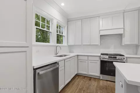 Kitchen - 820 Fairview St, Jackson, MS 39202 photo 3 of 4