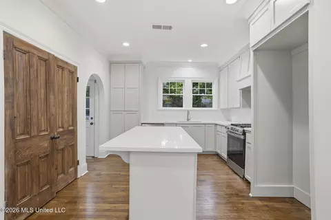 Kitchen - 820 Fairview St, Jackson, MS 39202 photo 1 of 4