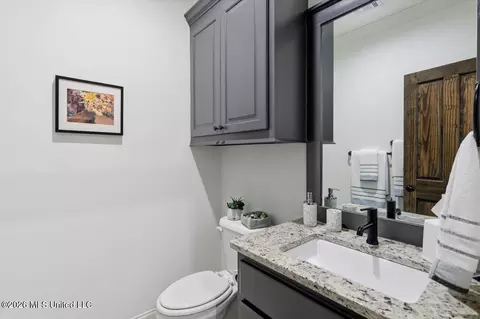 Bath - 715 Prosperity Xing, Flowood, MS 39232 photo 1 of 4