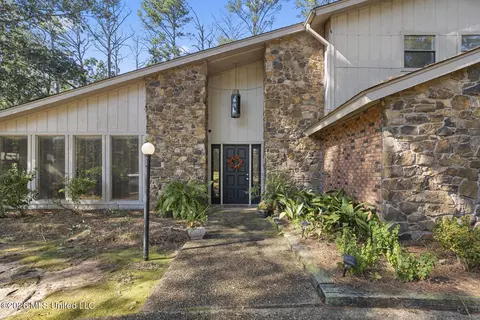103 Redbud Trl, Brandon, MS 39047 photo 3
