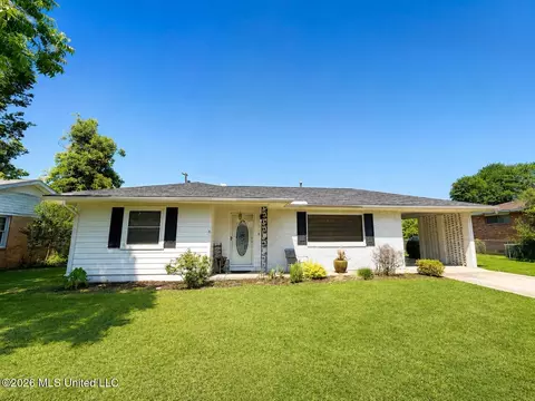 602 Cedar St, Greenwood, MS 38930