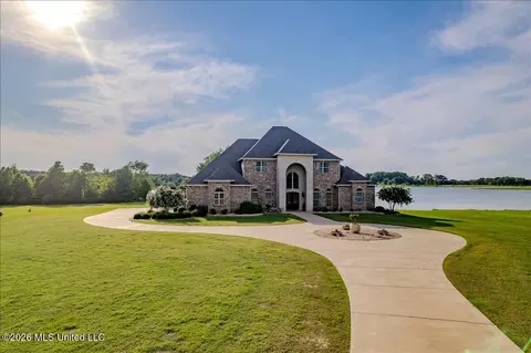 108 Chantry Ln, Madison, MS 39110