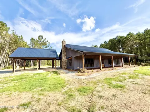 1066 Harmony Rd, Crystal Springs, MS 39059