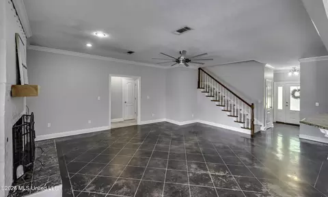 Living - 104 Brookside Pl, Madison, MS 39110 photo 5 of 6