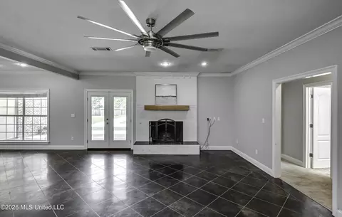 Living - 104 Brookside Pl, Madison, MS 39110 photo 1 of 6