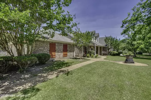 Exterior - 104 Brookside Pl, Madison, MS 39110 photo 9 of 22